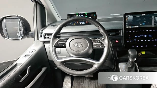 Hyundai Staria 2023 Серебряный из Кореи, фото 4