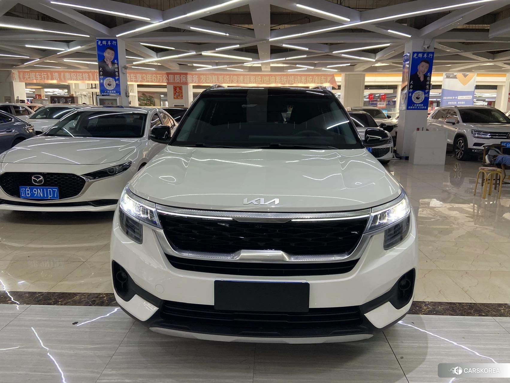 Kia KX3 2021 Белый из Китая, фото 4