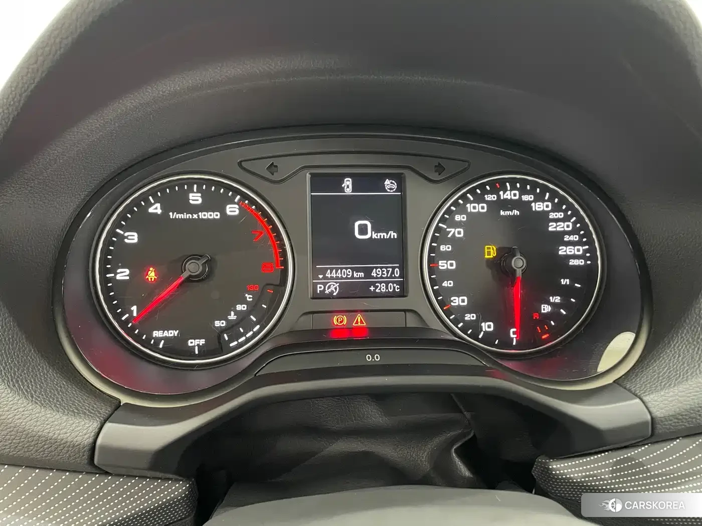 Audi Q2L 2023 Черный из Китая, фото 4