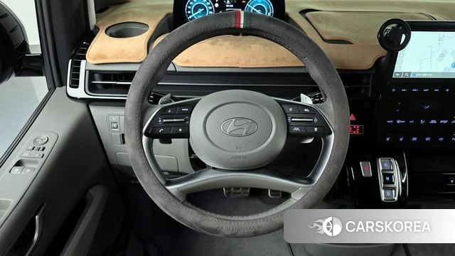 Hyundai Staria 2025 Черный из Кореи, фото 4