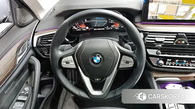 BMW 5 Series (G30) id 3492317 из Кореи 4