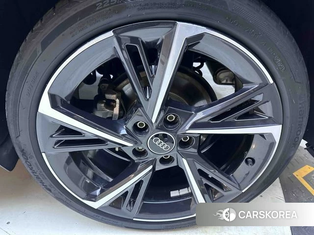 Audi A3 2023 Темно-серый из Китая, фото 4