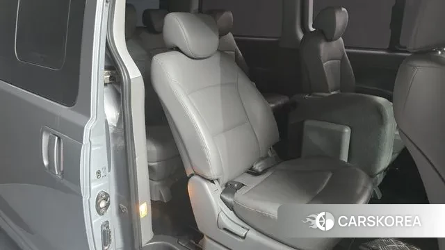 Hyundai The New Grand Starex 2018 Серебряный из Кореи, фото 4