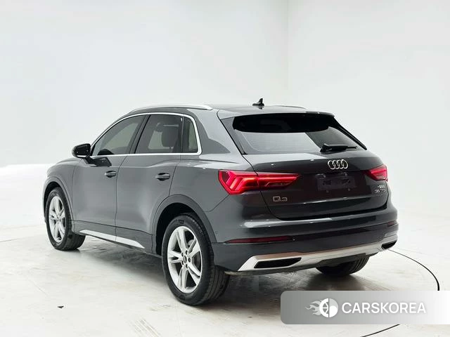 Audi Q3 2022 Черный из Китая, фото 4