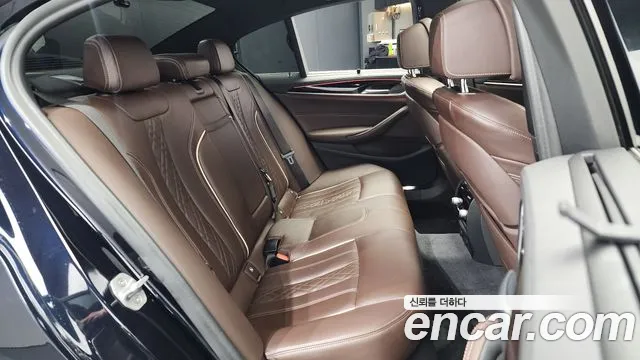 BMW 5 Series (G30) id 2681398 из Кореи 4