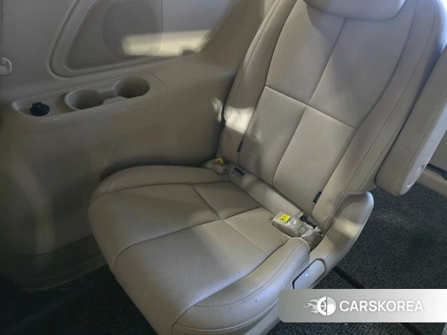 Kia The New Carnival 2018 Белый из Кореи, фото 4