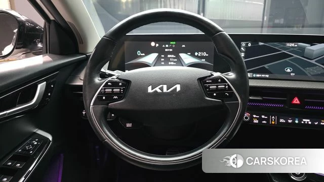Kia EV6 2021 Белый из Кореи, фото 4