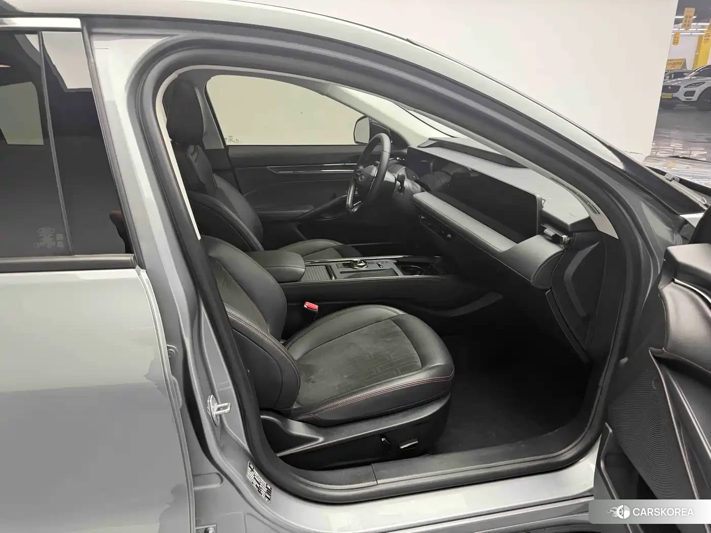 Ford Mondeo 2024 Silver/gray из Китая, фото 4