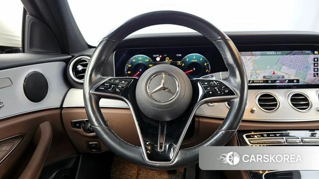 Mercedes-Benz E-Class W213 2021 Белый из Кореи, фото 4