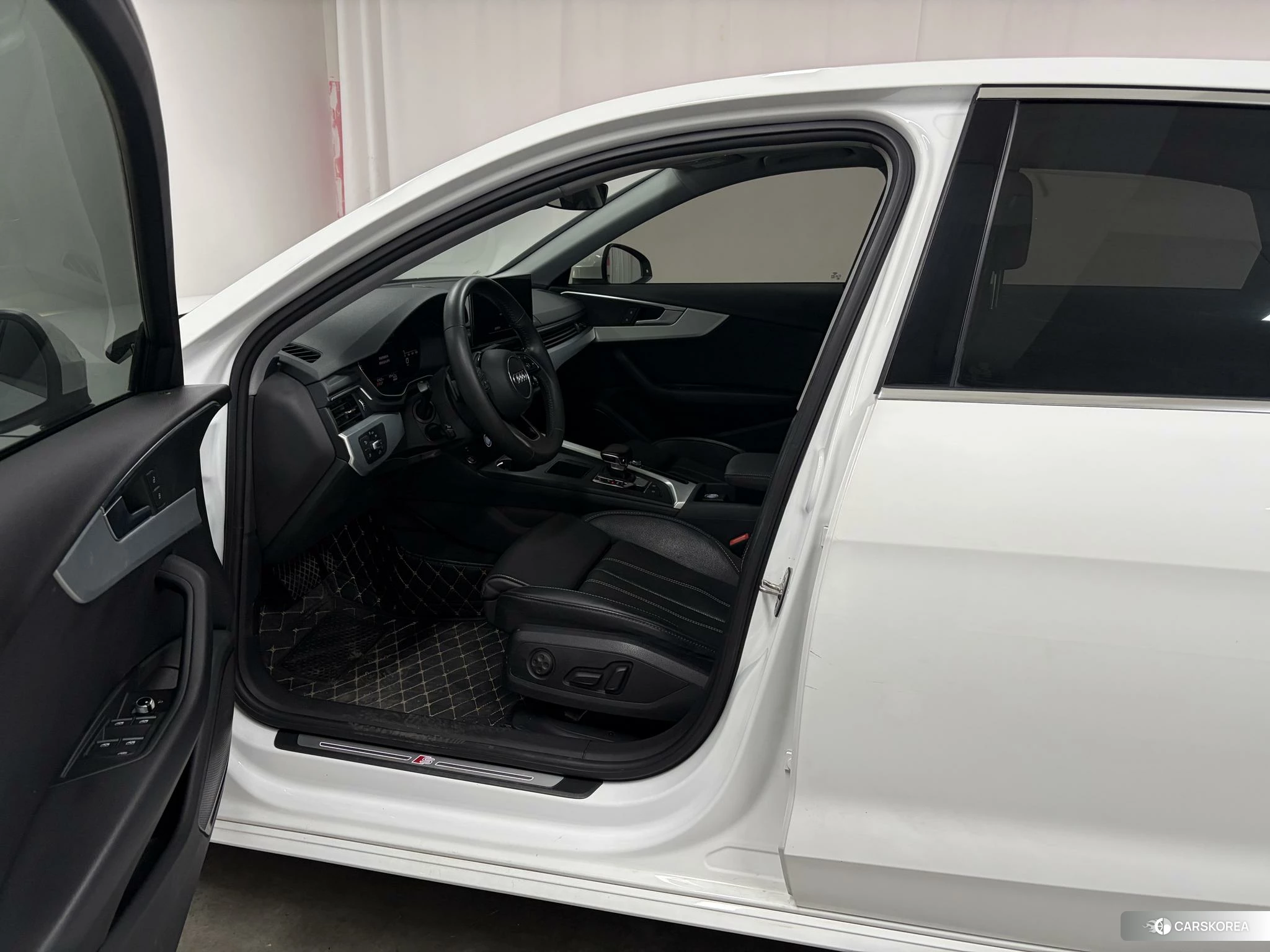 Audi A4L 2020 Белый из Китая, фото 4