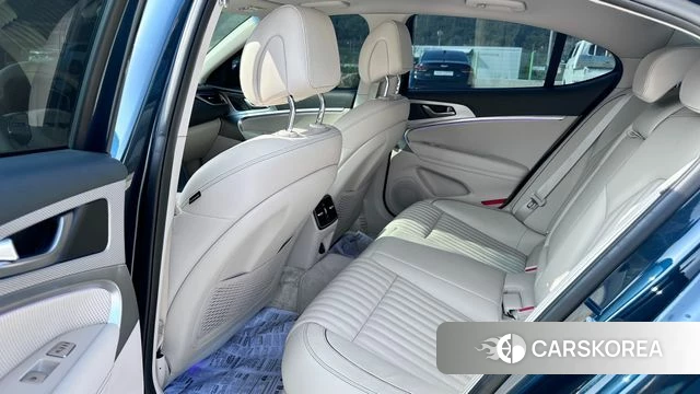 Genesis The New G70 2022 Темно-зеленый из Кореи, фото 4