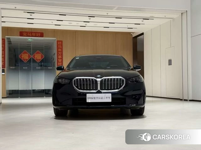 BMW 5 series 2024 Черный из Китая, фото 4