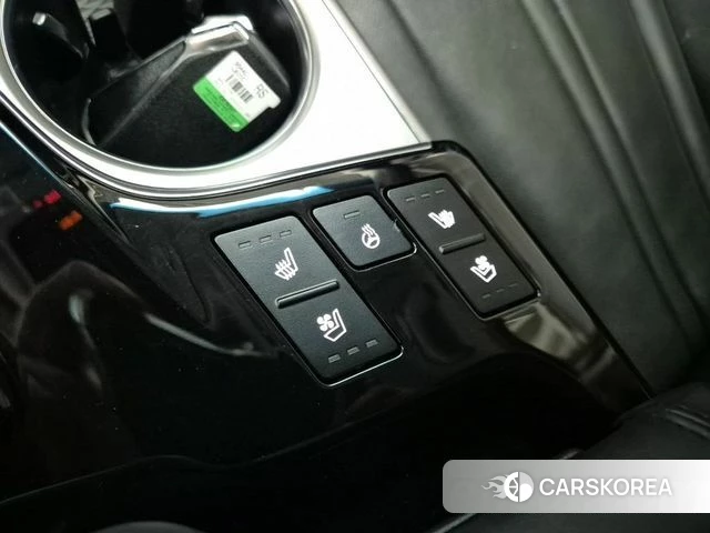 Kia K8 2022 Серебристо-серый из Кореи, фото 4