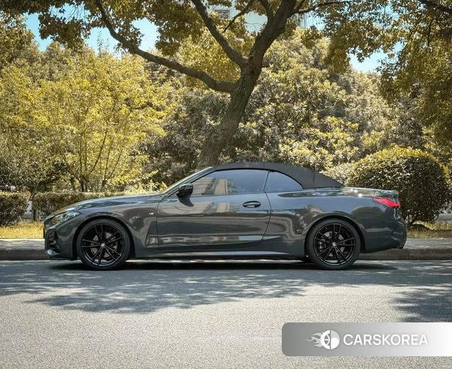 BMW 4 series 2023 Темно-серый из Китая, фото 4