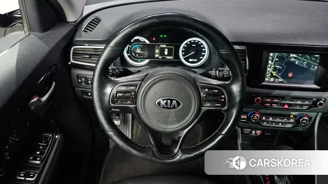 Kia Niro 2018 Белый из Кореи, фото 4