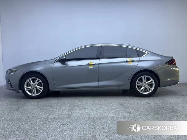 Buick Regal 2023 Серебристо-серый из Китая, фото 4