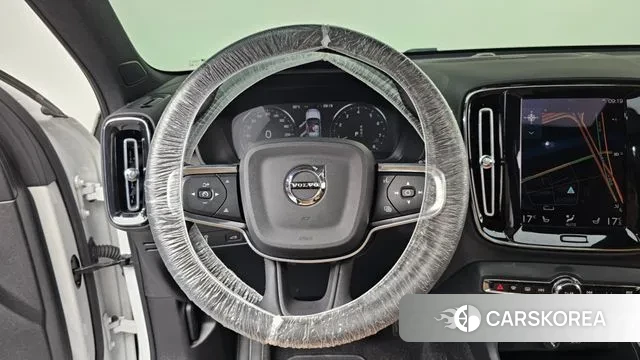 Volvo XC40 2021 Белый из Кореи, фото 4