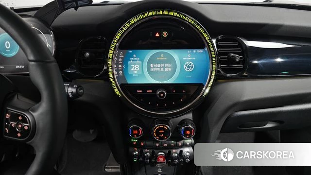 Mini Cooper 2023 Зеленый из Кореи, фото 4