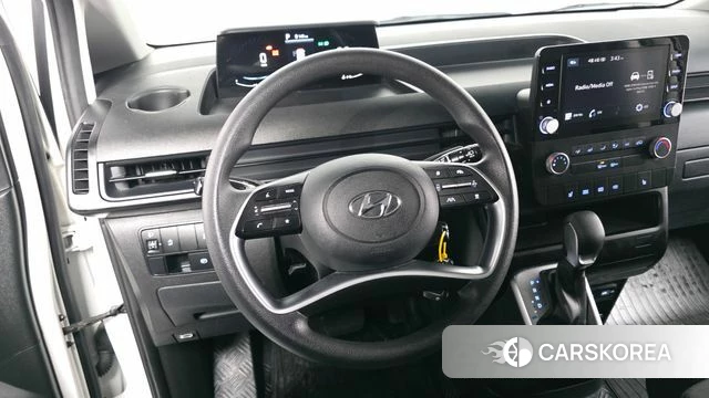 Hyundai Staria 2023 Белый из Кореи, фото 4