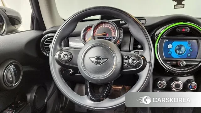 Mini Cooper 2020 Жемчужный цвет из Кореи, фото 4