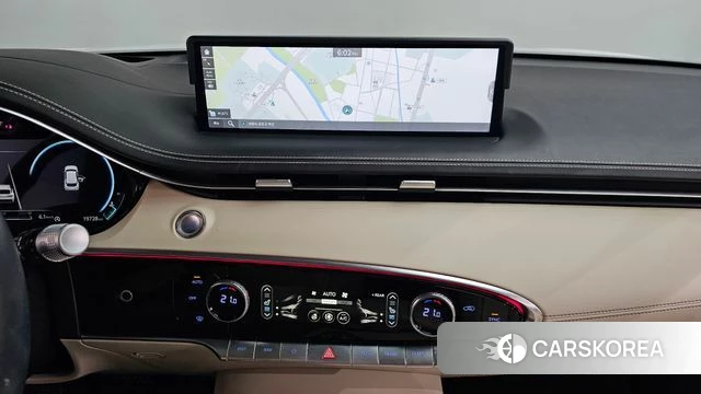 Genesis GV70 2023 Белый из Кореи, фото 4