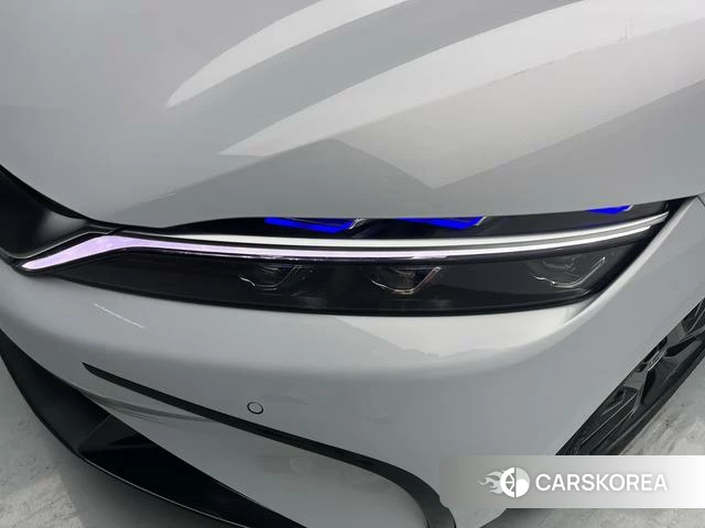 BYD Han DM 2024 Белый из Китая, фото 4