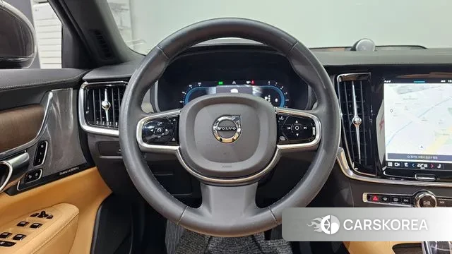 Volvo S90 2023 Серый из Кореи, фото 4