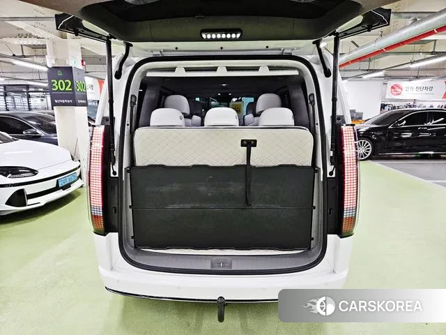 Hyundai Staria 2025 Белый из Кореи, фото 4