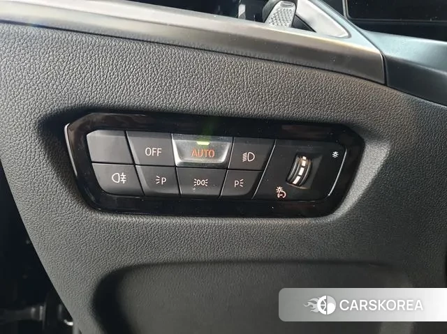 BMW 4 Series (G22) 2024 Черный из Кореи, фото 4