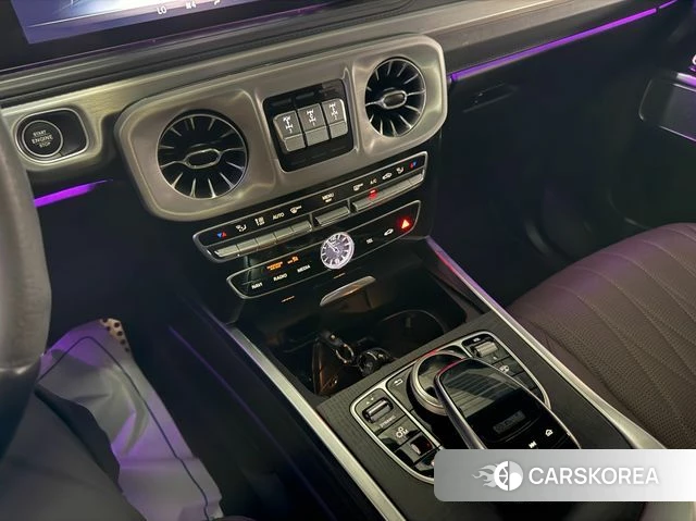 Mercedes-Benz G-Class W463b 2024 Белый из Кореи, фото 4