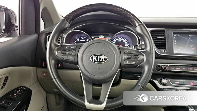 Kia The New Carnival 2018 Черный из Кореи, фото 4