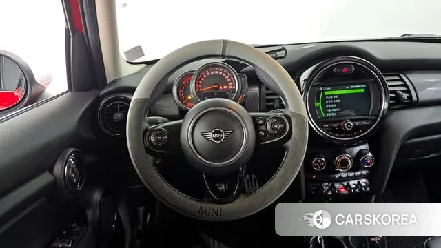 Mini Cooper 2021 Красный из Кореи, фото 4