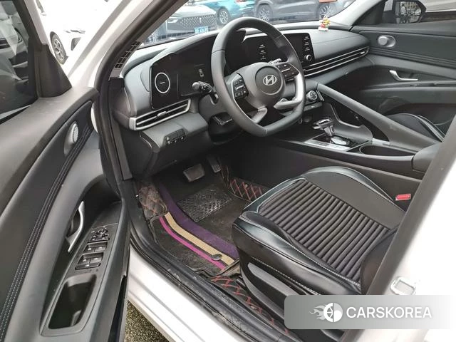 Hyundai Elantra 2024 Белый из Китая, фото 4
