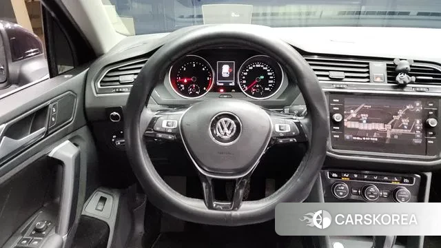 Volkswagen Tiguan second Generation 2018 Черный из Кореи, фото 4
