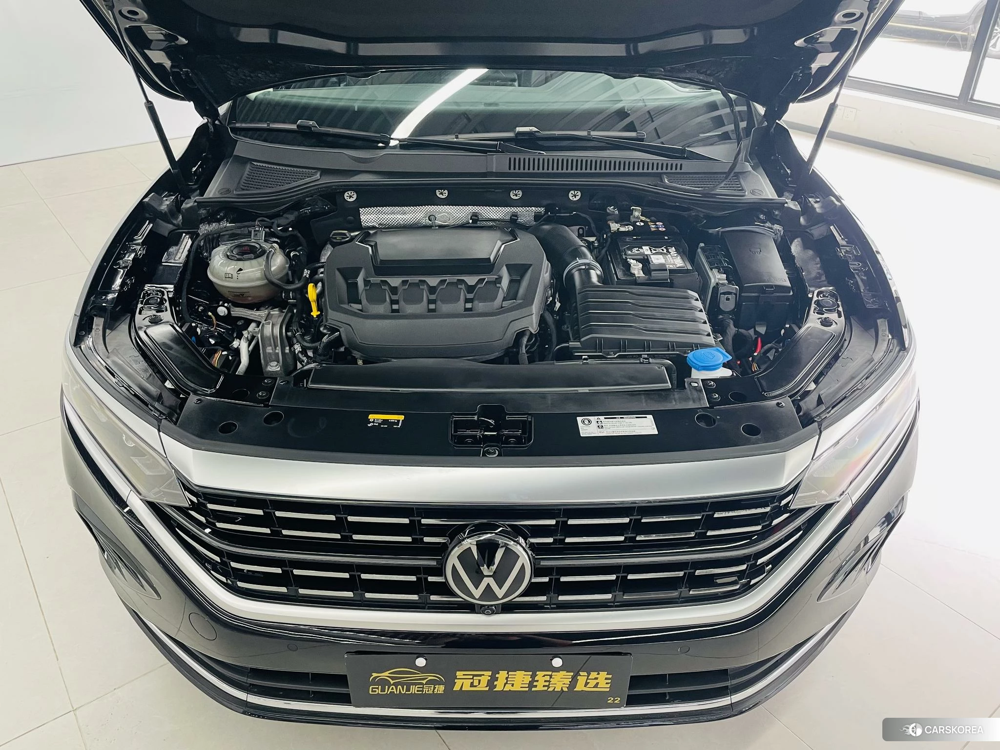 Volkswagen Passat 2024 Черный из Китая, фото 4