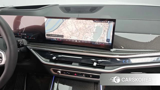 BMW X7 (G07) 2025 Белый из Кореи, фото 4