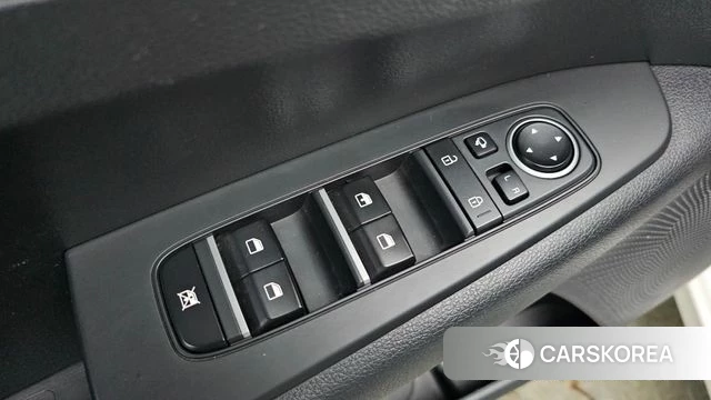 Kia The New K3 2nd generation 2022 Белый из Кореи, фото 4