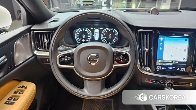 Volvo S60 3rd generation 2020 Белый из Кореи, фото 4