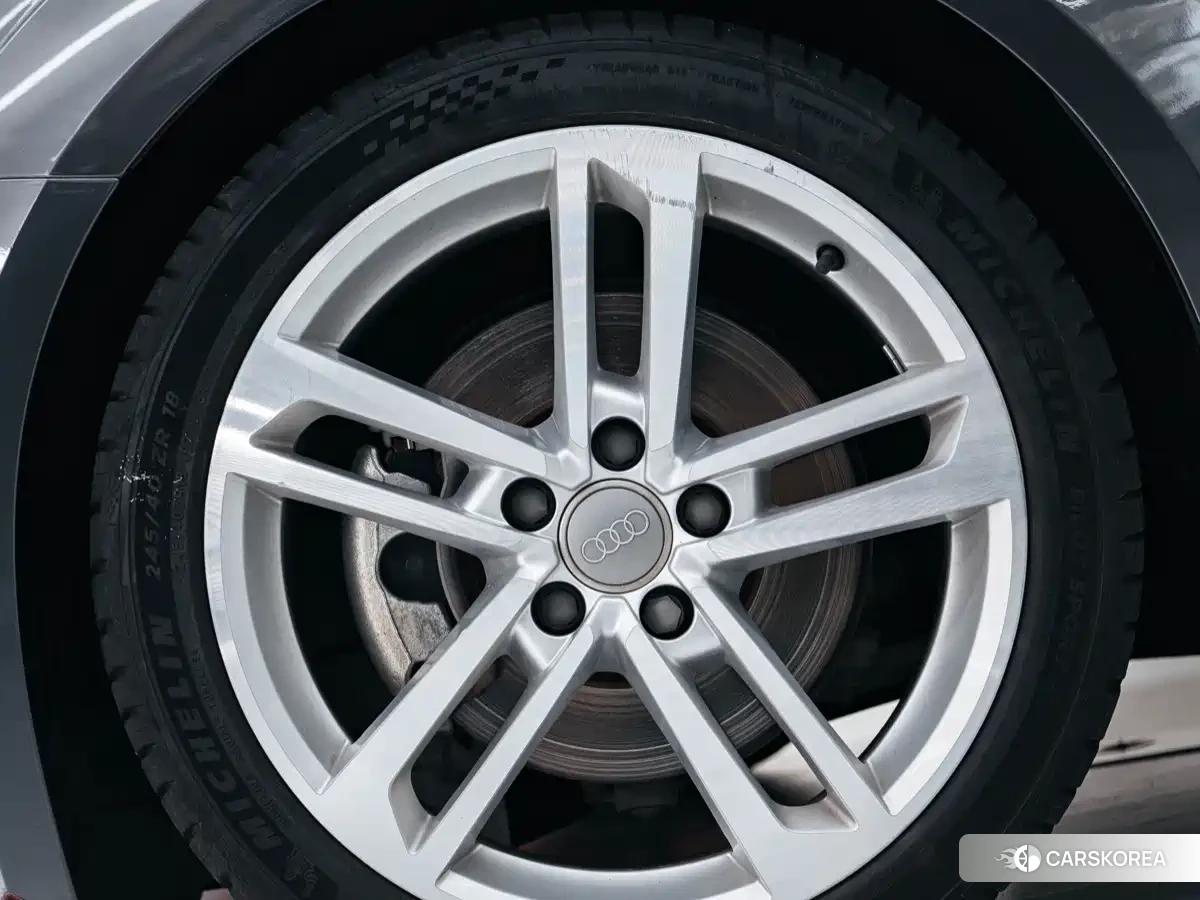 Audi TT 2018 Silver/gray из Китая, фото 4