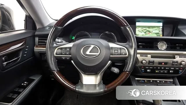 Lexus New ES300h 2018 Черный из Кореи, фото 4