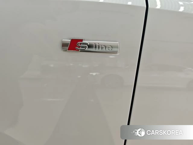 Audi Q3 2024 Белый из Китая, фото 4