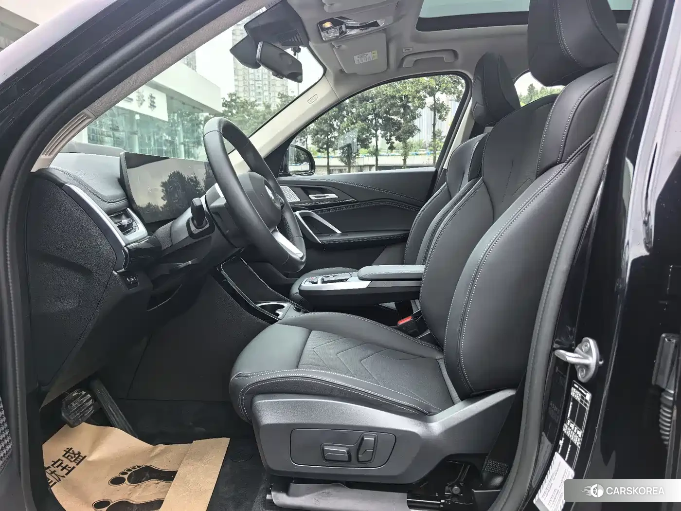 BMW X1 2025 Черный из Китая, фото 4
