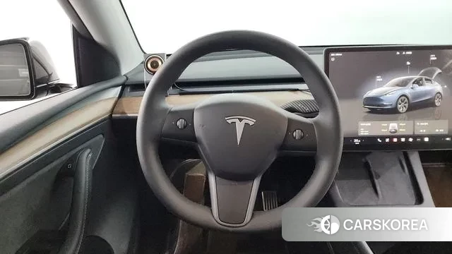 Tesla Model Y 2025 Черный из Кореи, фото 4