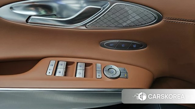 Genesis GV70 2024 Белый из Кореи, фото 4