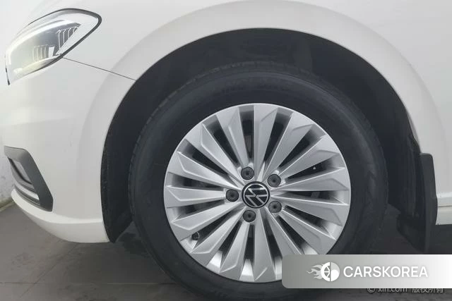 Volkswagen Lavida 2020 Белый из Китая, фото 4