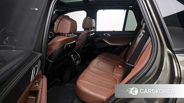 BMW X5 (G05) 2024 Песочный из Кореи, фото 4