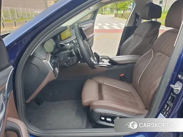 BMW 5 Series (G30) 2019 Синий из Кореи, фото 4