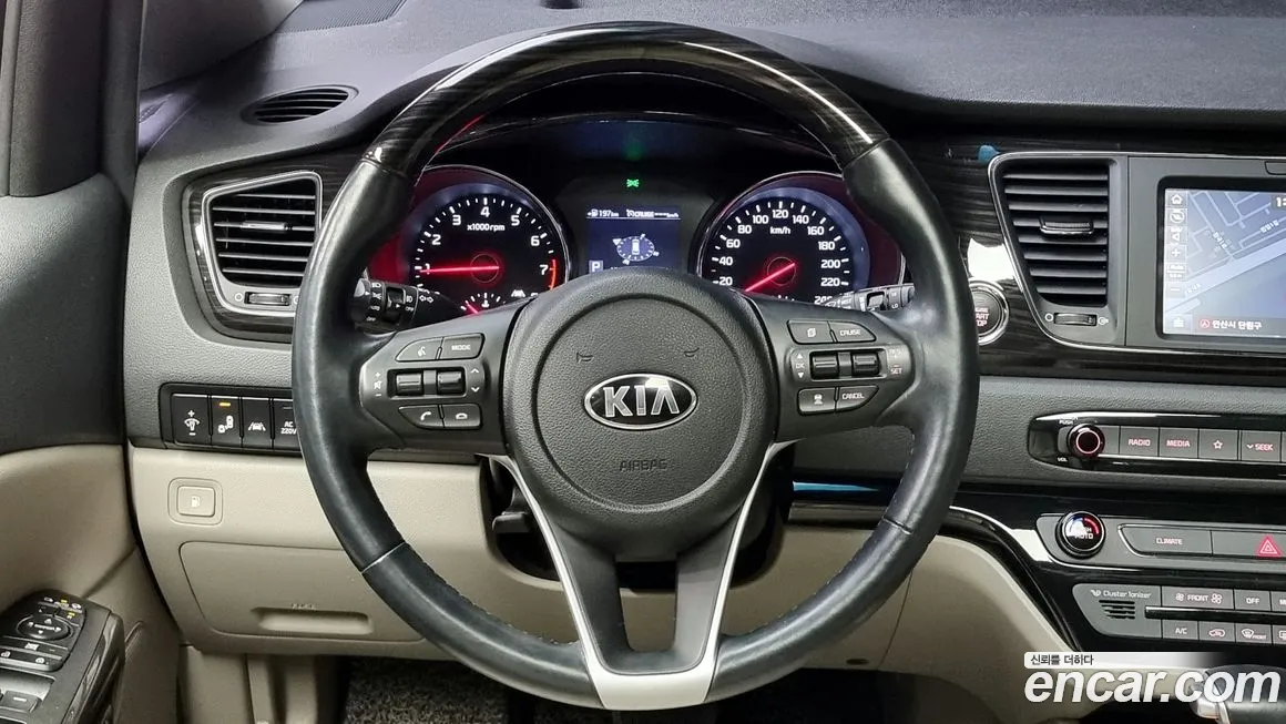 Kia The New Carnival id 887671 из Кореи 4