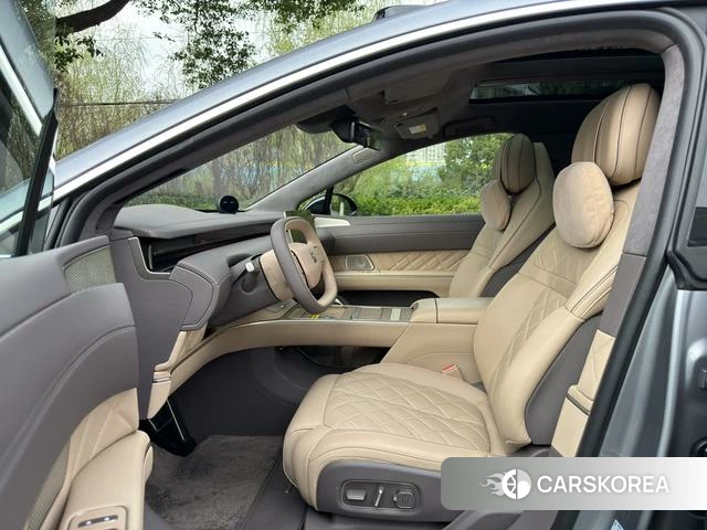 Weilai ET9 2025 Темно-серый из Китая, фото 4