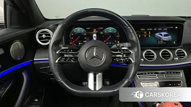 Mercedes-Benz E-Class W213 2022 Белый из Кореи, фото 4